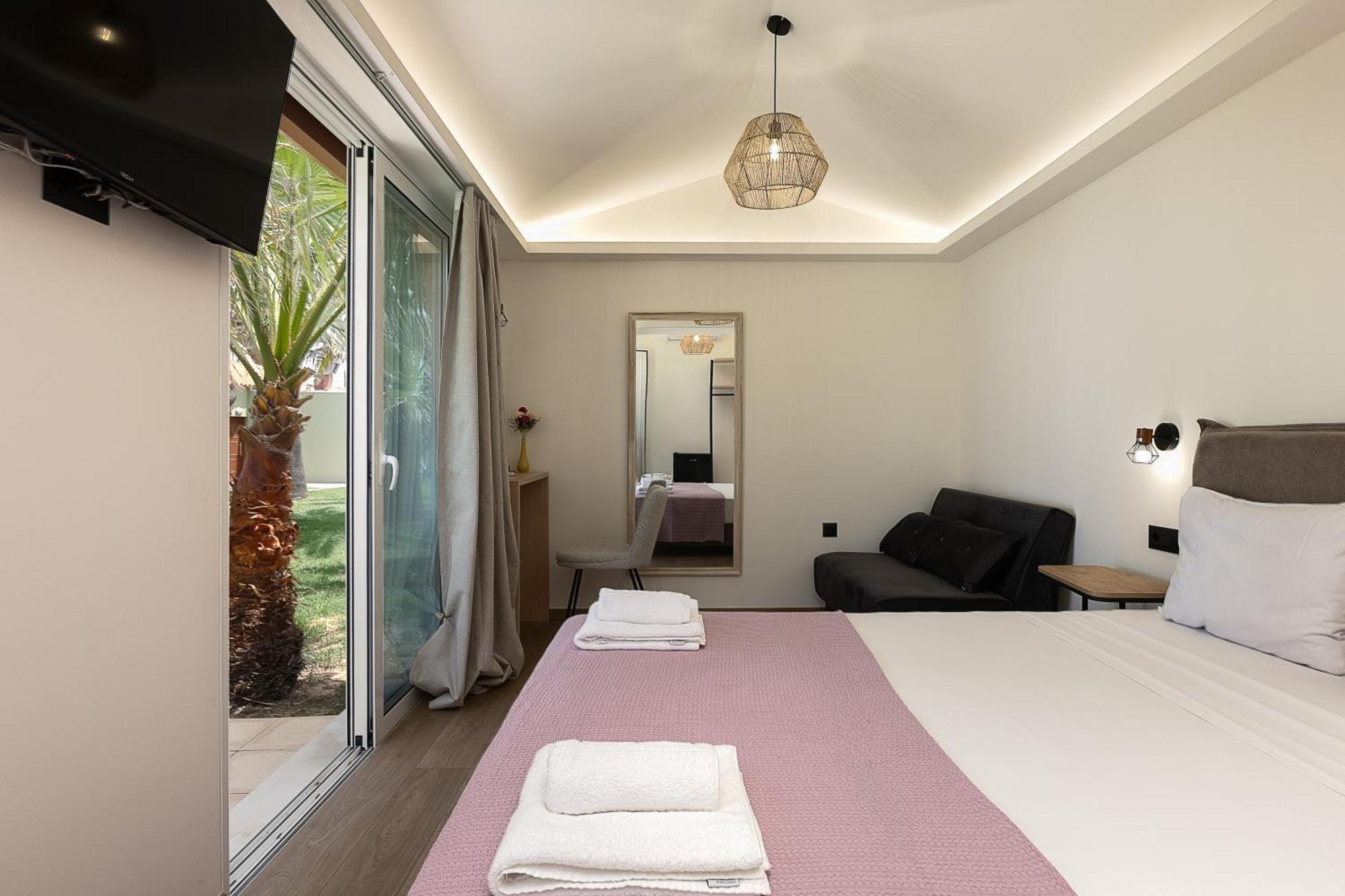 La Palma Beachfront Suites ゲオルギオポリス エクステリア 写真